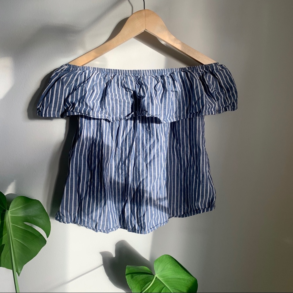 Boho Off the Shoulder Ruffle Blouse - Picture 3 of 5
